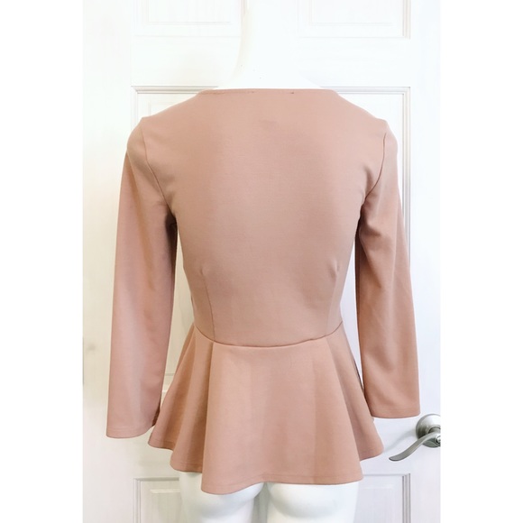 EUC Forever 21 Dusty Rose Peplum Top Size Medium - Picture 3 of 12